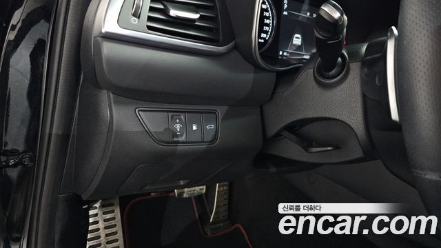 Genesis G70 2022 — photo 23