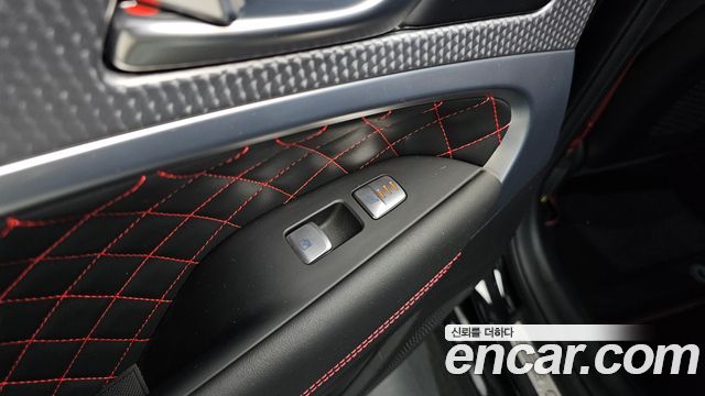 Genesis G70 2022 — photo 25