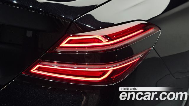 Genesis G70 2022 — photo 9