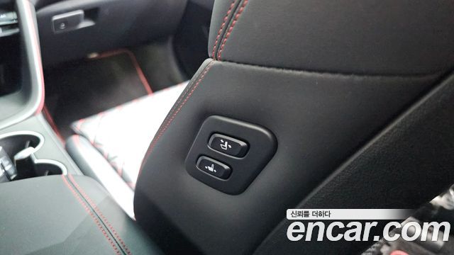 Genesis G70 2022 — photo 38