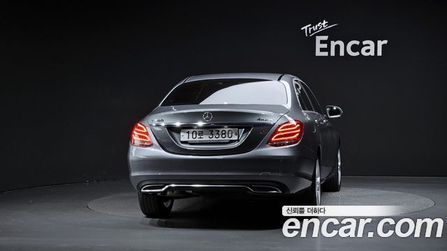 Mercedes-Benz C-Class 2018 — photo 4