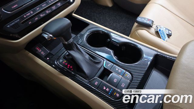 Kia Canival 2019 — photo 12