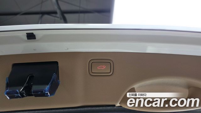 Kia Canival 2019 — photo 21