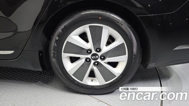 Kia K7 2017 — photo 5