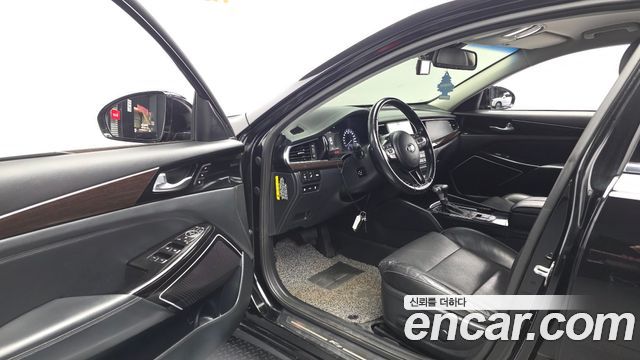 Kia K7 2017 — photo 13