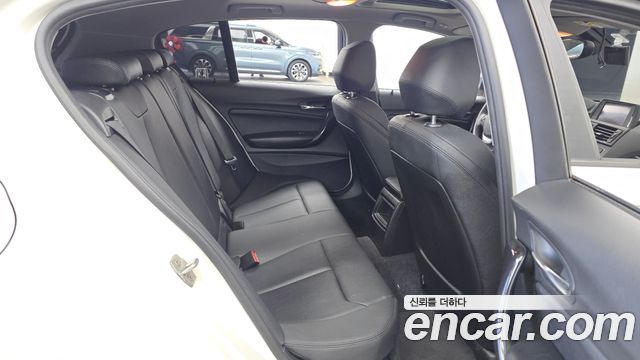 BMW 1-Series 2015 — photo 12