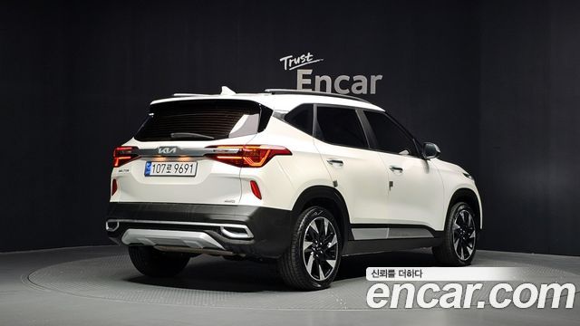 Kia Seltos 2022 — photo 2