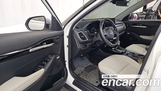 Kia Seltos 2022 — photo 13