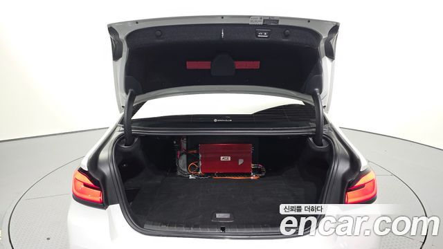 BMW 5-Series 2022 — photo 26