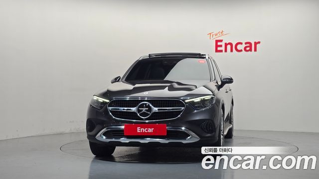 Mercedes-Benz GLC-Class 2023 — photo 3