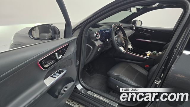 Mercedes-Benz GLC-Class 2023 — photo 13