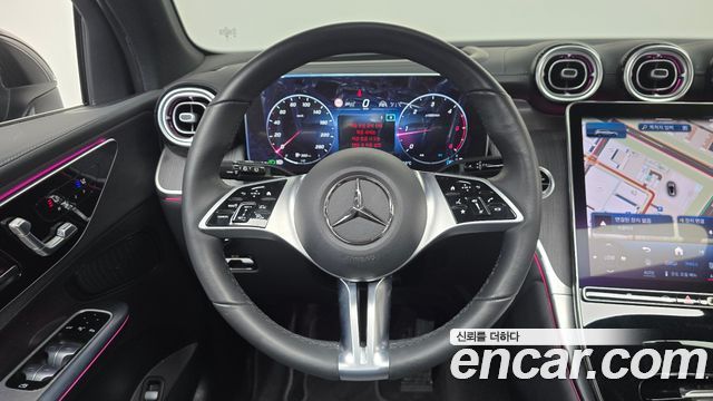 Mercedes-Benz GLC-Class 2023 — photo 19