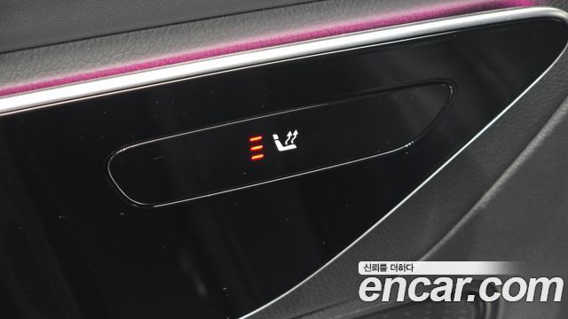 Mercedes-Benz GLC-Class 2023 — photo 21