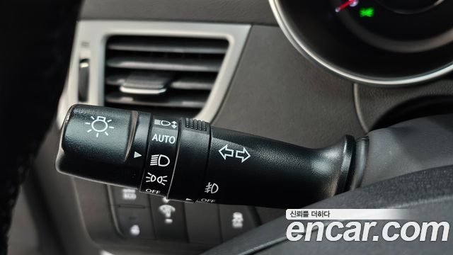 Hyundai AVANTE 2014 — photo 23