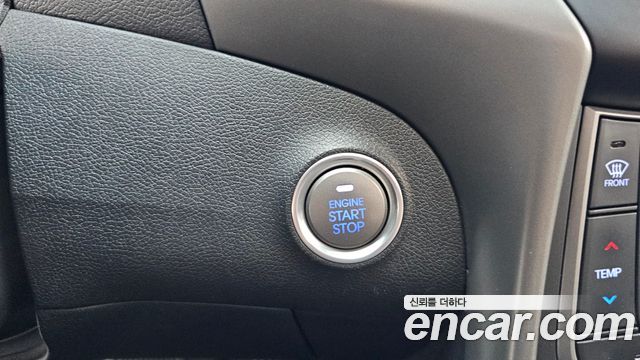 Hyundai AVANTE 2014 — photo 31