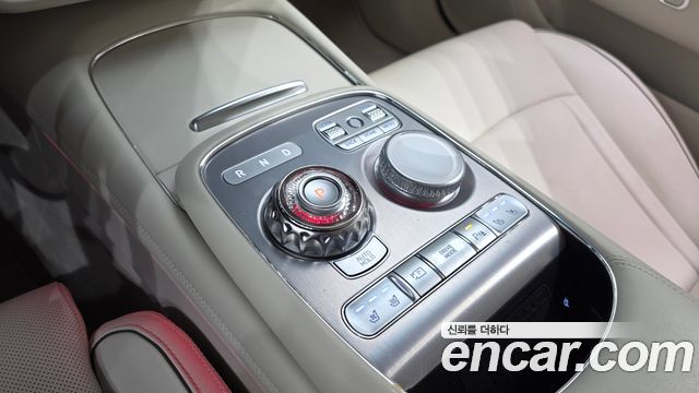 Genesis G90 2023 — photo 9