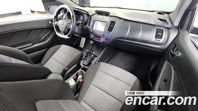 Kia K3 2017 — photo 7