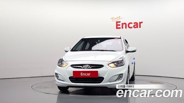 Hyundai Accent 2015 — photo 3