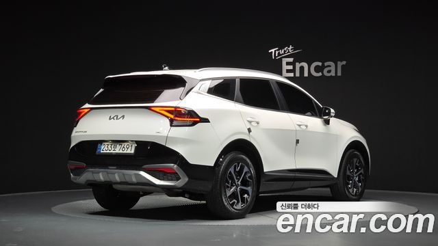 Kia Sportage 2023 — photo 2