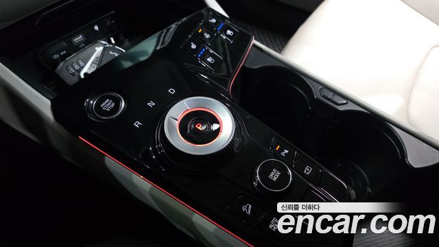Kia Sportage 2023 — photo 12