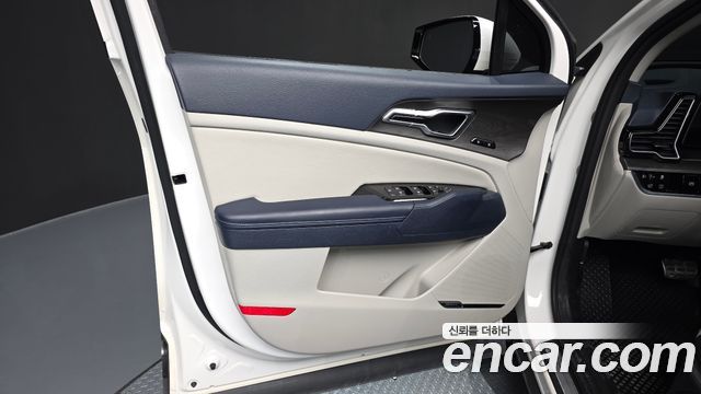 Kia Sportage 2023 — photo 14