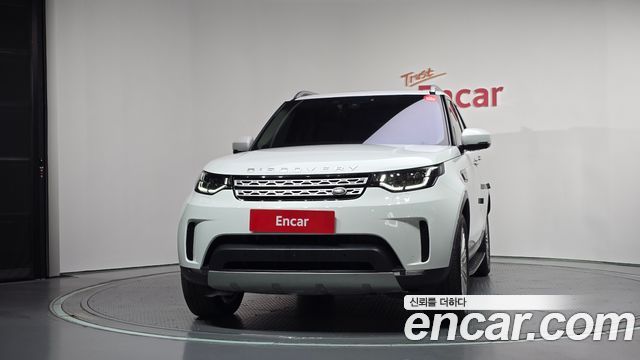 Land Rover Discovery 2019 — photo 3