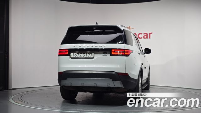 Land Rover Discovery 2019 — photo 4