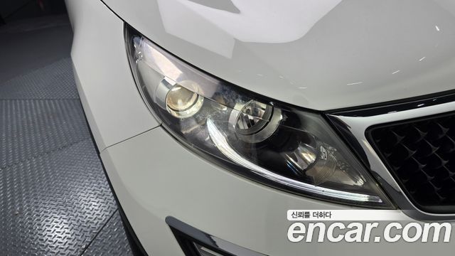 Kia Sportage 2014 — photo 8