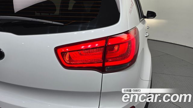 Kia Sportage 2014 — photo 9