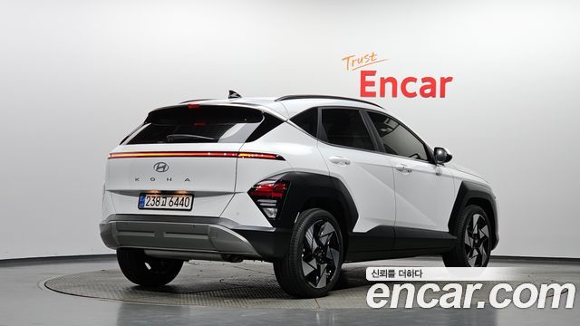 Hyundai Kona 2025 — photo 2