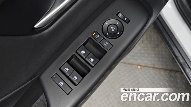 Hyundai Kona 2025 — photo 28