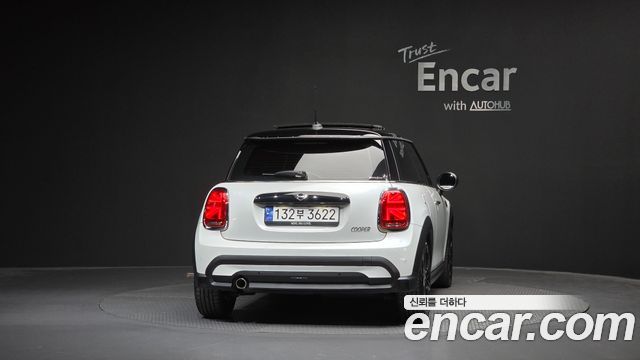 Mini Cooper 2024 — photo 4