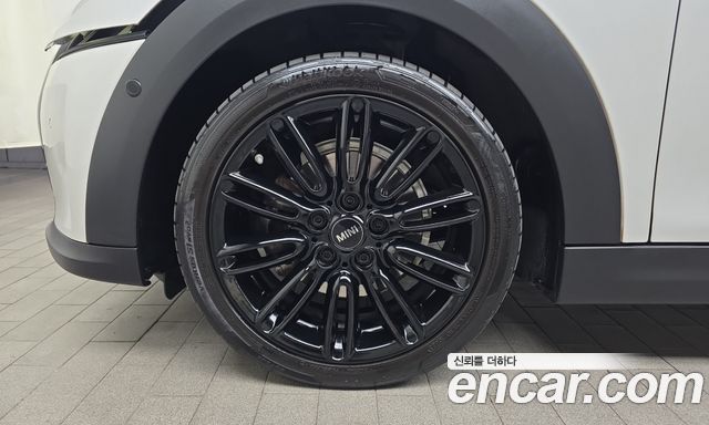 Mini Cooper 2024 — photo 5