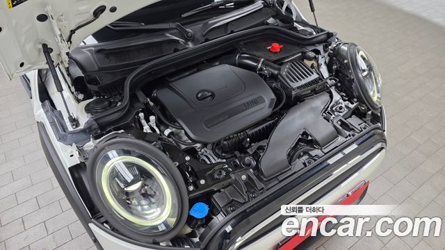 Mini Cooper 2024 — photo 6