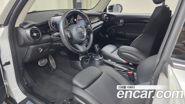 Mini Cooper 2024 — photo 10