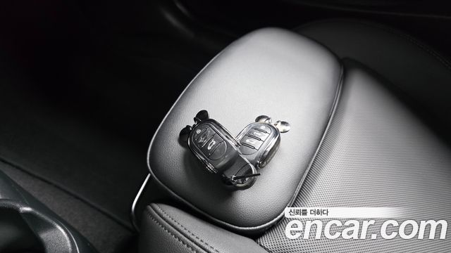 Mini Cooper 2024 — photo 23