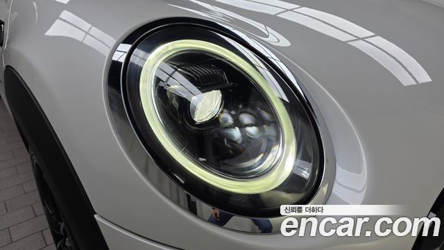 Mini Cooper 2024 — photo 8