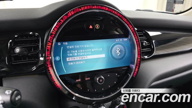 Mini Cooper 2024 — photo 30