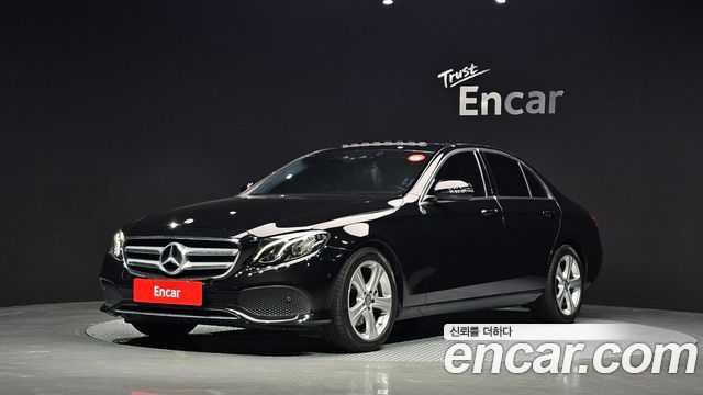 Mercedes-Benz E-Class 2017 — photo 1