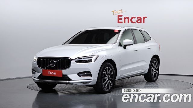 Volvo XC60 2021 — photo 1