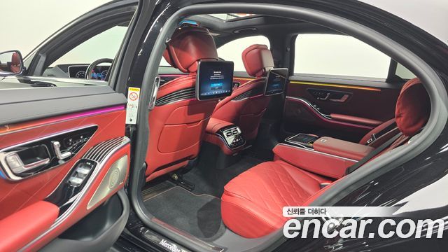 Mercedes-Benz S-Class 2024 — photo 17