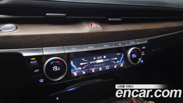 Genesis G80 2024 — photo 23