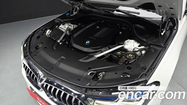 BMW Gran Turismo 2021 — photo 6