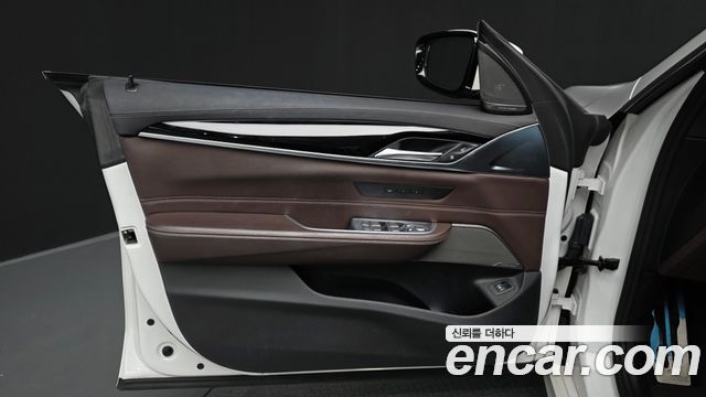 BMW Gran Turismo 2021 — photo 14