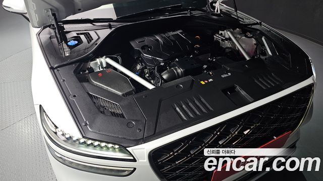 Genesis GV70 2025 — photo 6