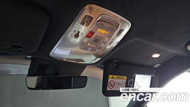 Genesis GV70 2025 — photo 17