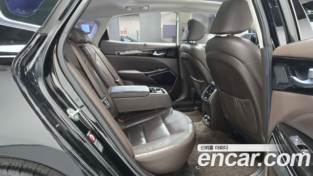 Kia K7 2019 — photo 17