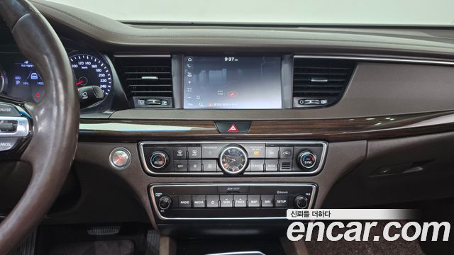 Kia K7 2019 — photo 19