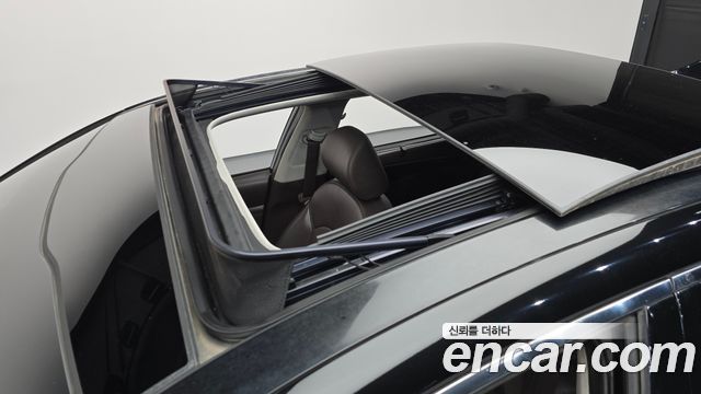 Kia K7 2019 — photo 25