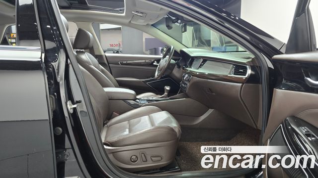 Kia K7 2019 — photo 16